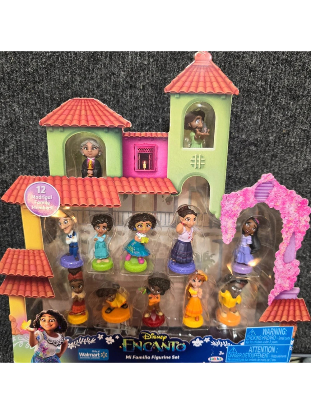 Jakks Pacific Disney Encanto Mi Familia 12-Piece Figure Set New Sealed 2021